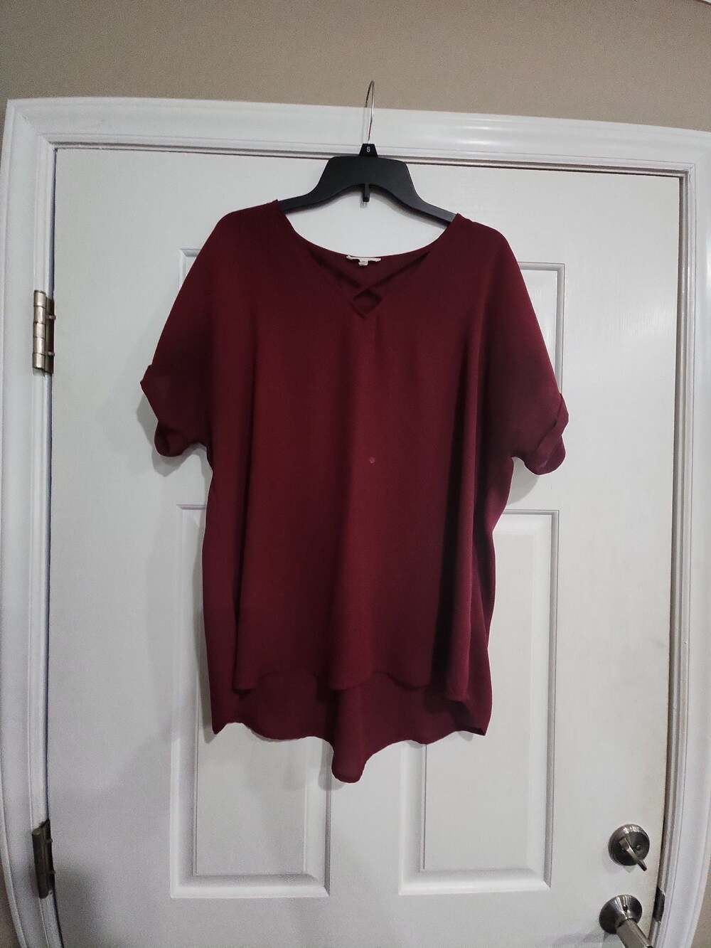 Maurices top size XXL